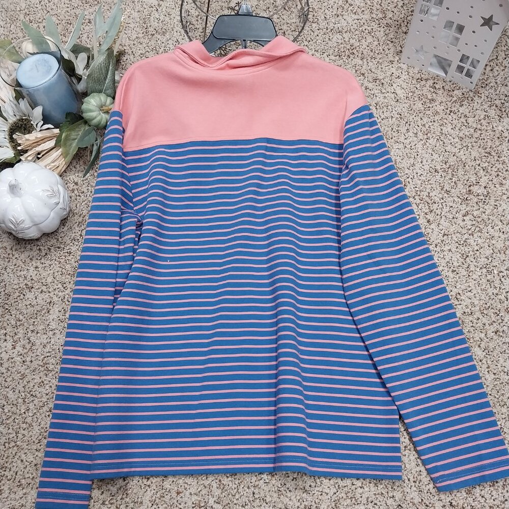 3709 Size Large Crown and Ivy Half Zip Sweatshirt. In Peach and Blue. - Picture 6 of 8
